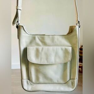 FRYE Melissa Magazine Leather Crossbody Beige Handbag
